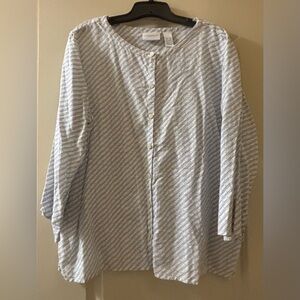Liz Claiborne Blue and White Linen Blend Tunic